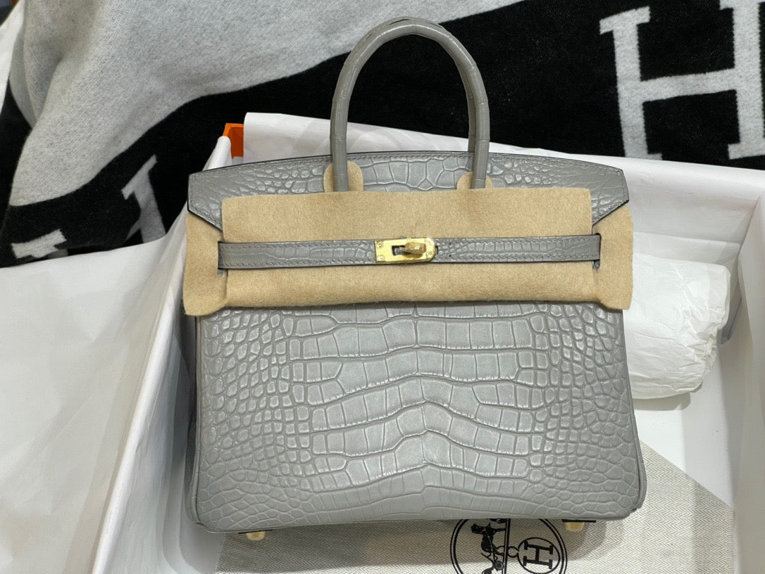 Hermes Birkin Croc 25